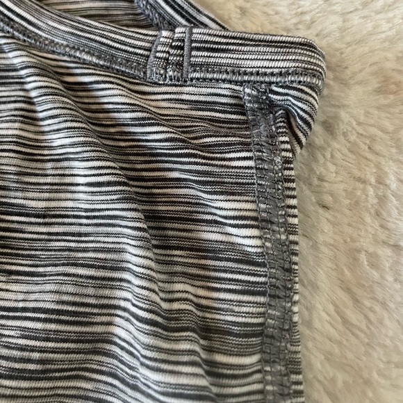 Lululemon Yogi Everyday Tank - Picture 7 of 12